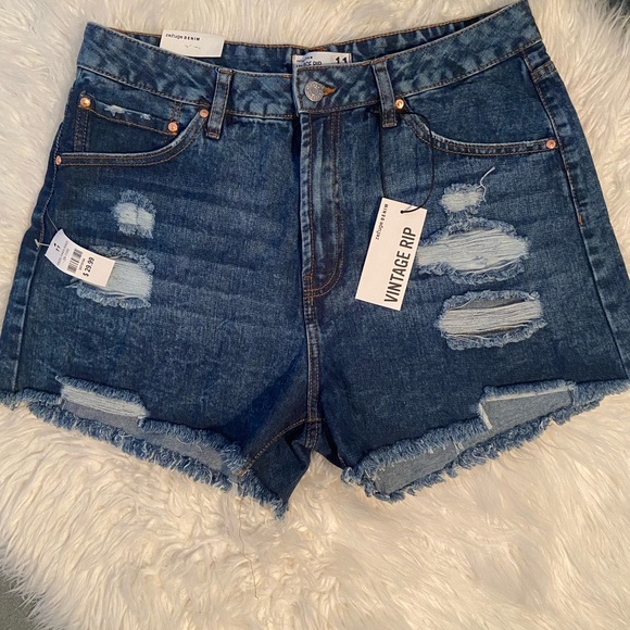 NWT Refuge Vintage Rip Shorts - Picture 2 of 5